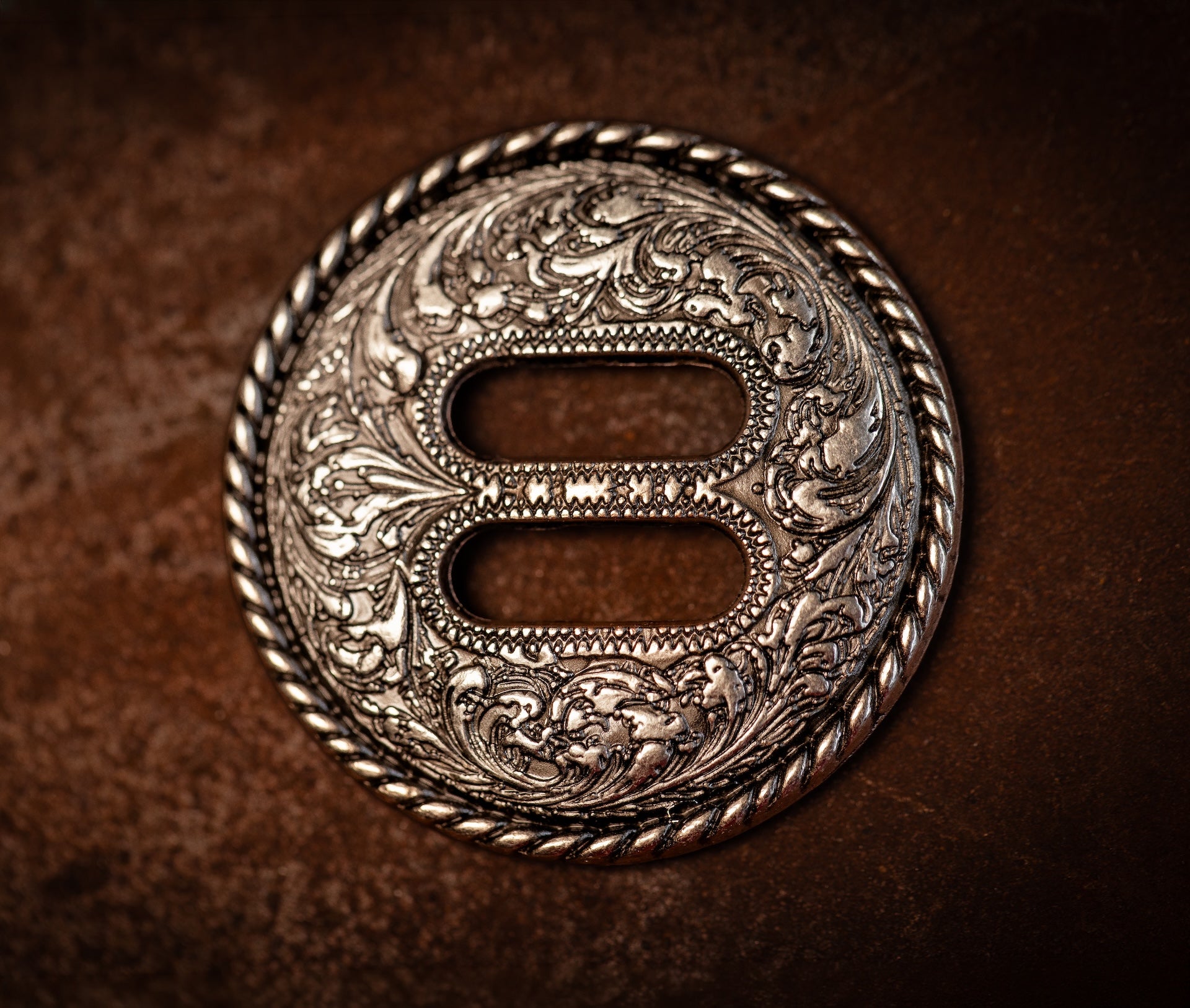1.5" Cattleman Slotted Concho