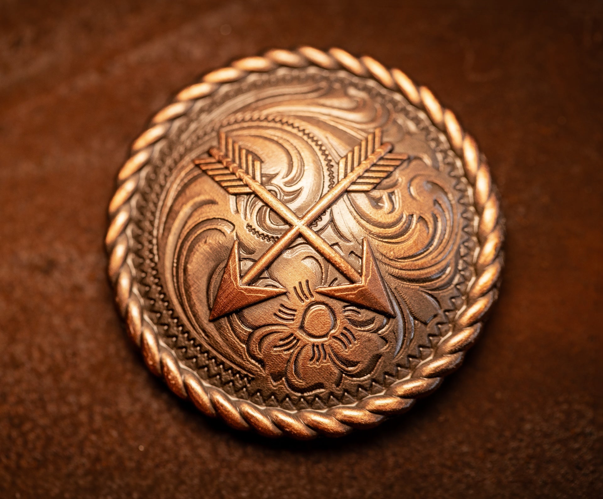 1.5" Copper Crossed Arrows Concho