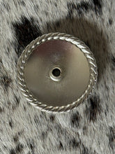 Load image into Gallery viewer, 1.5&quot; Chrome Swirl Floral Concho
